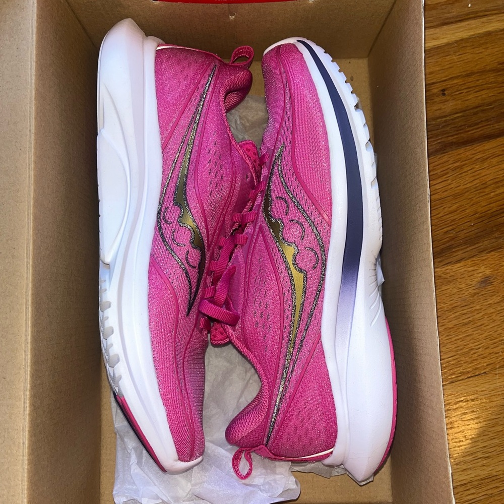 BRAND NEW Saucony Kinvara 13